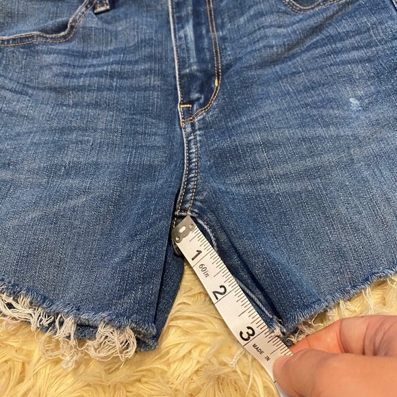 American Eagle Hi-Rise Shorts - Picture 6 of 9